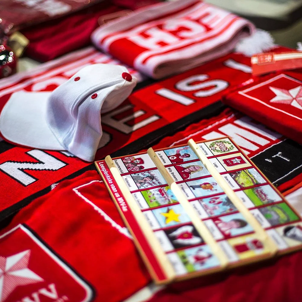 Merchandise Veer zien MVV