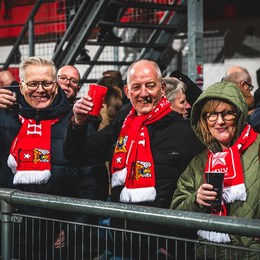 MVV supporters aan het bier