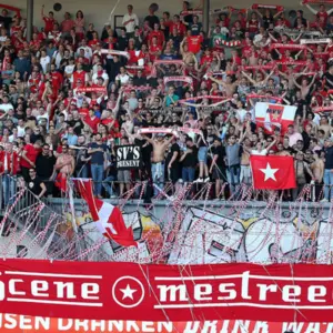 Staantribune Veer zien MVV